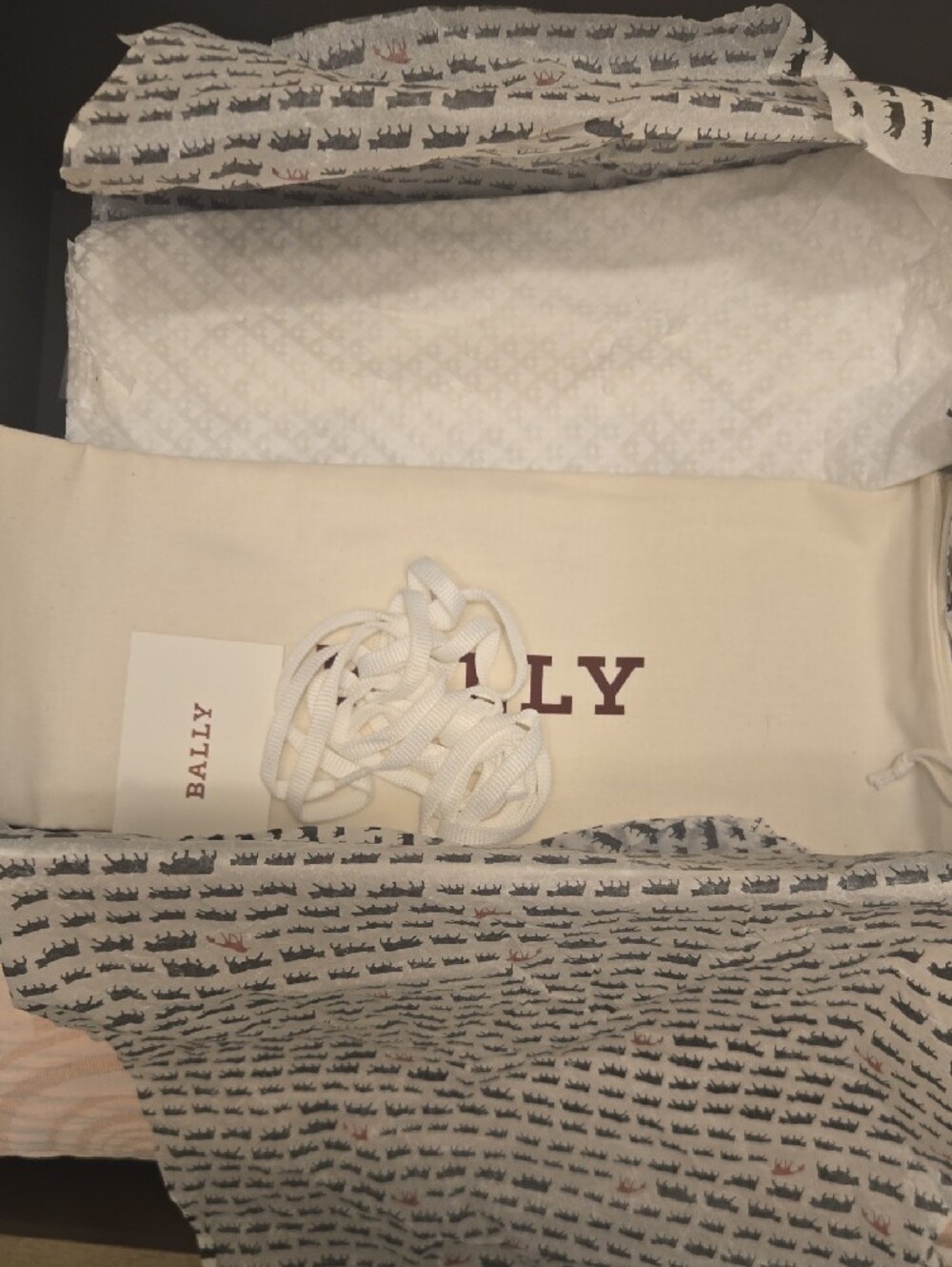 Bally - Picture 7 of 7